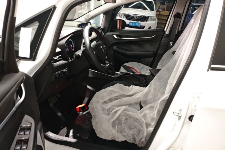 X3 PRO 2025 #15 X3 PRO 2025 car image #15