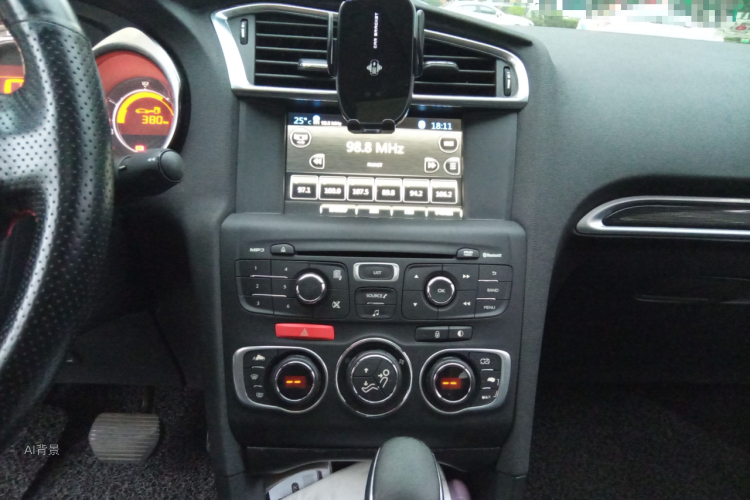 Citroen C4L 2014 immagine di auto #15