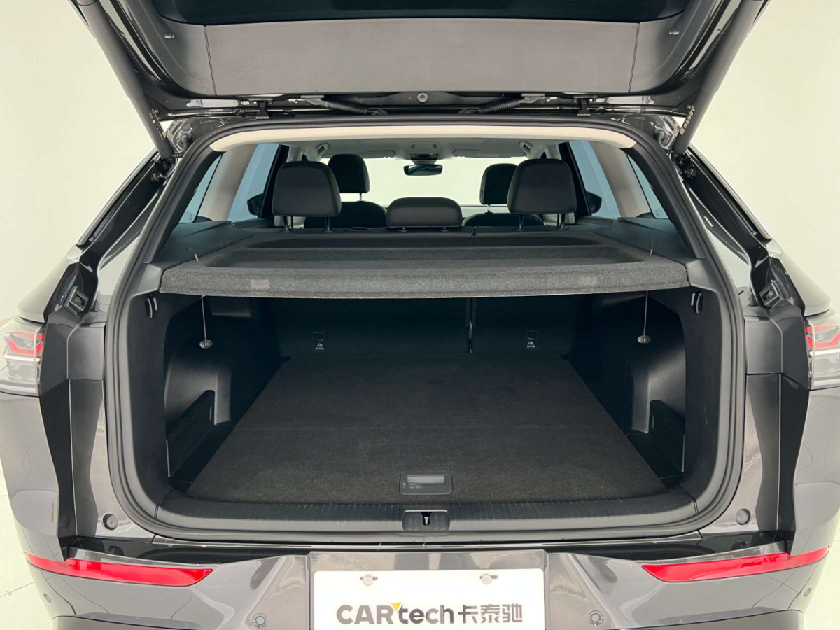 Volkswagen Tavendor 2023 car image #15