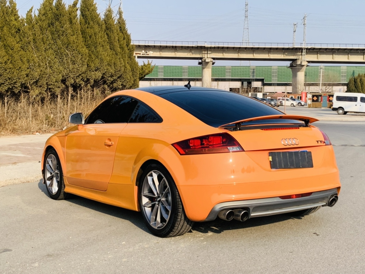 Audi TTS 2011 #15 Audi TTS 2011 car image #15