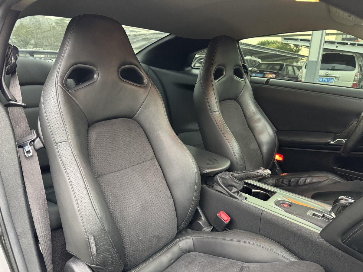 日产 日产GT-R 2010 汽车图片 #15