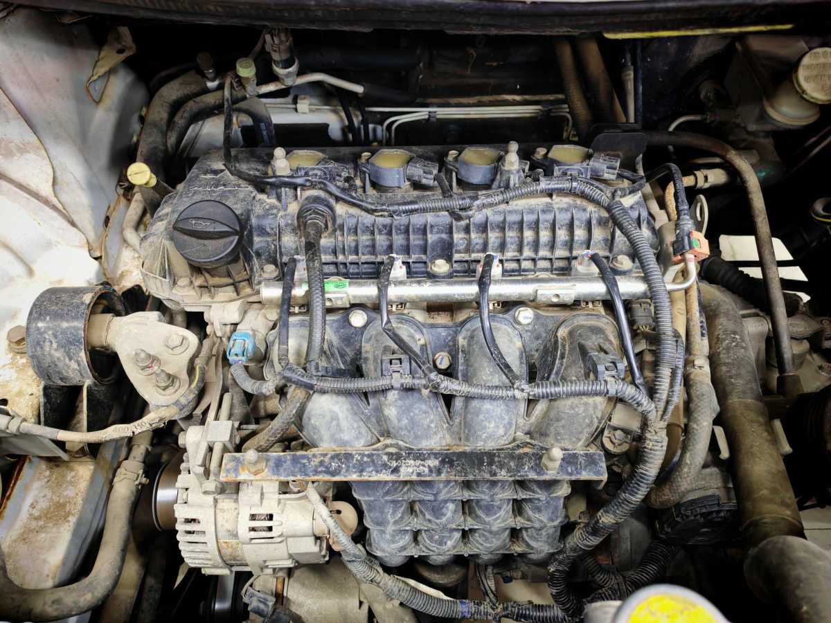 Forthing JOYEAR X3 2016 immagine di auto #15