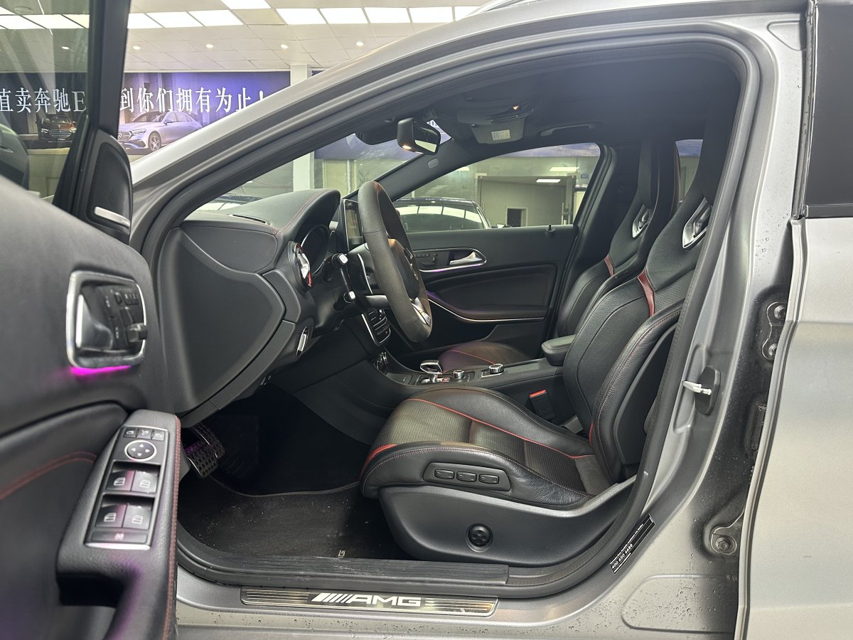 Mercedes-Benz GLA AMG 2016 car image #15