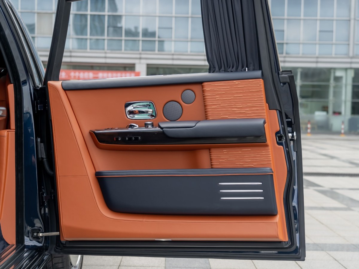 劳斯莱斯 幻影 2023 汽车图片 #15