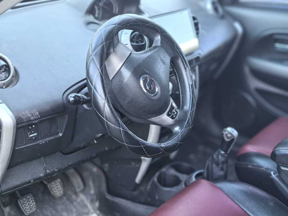 Great Wall Florid 2011 изображение автомобиля #15