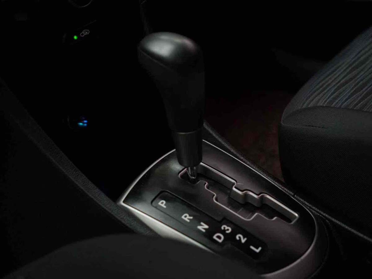 Hyundai Reina Hatchback 2017 #15 Hyundai Reina Hatchback 2017 imagen de coche #15