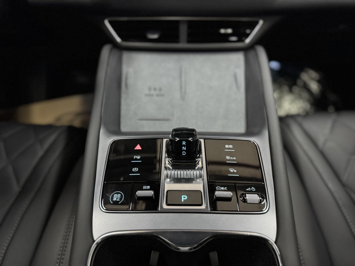 BYD Sea Lion 07 EV 2025 #15 BYD Sea Lion 07 EV 2025 car image #15