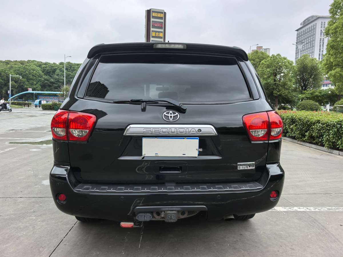 Toyota Sequoia 2013 #15 Toyota Sequoia 2013 immagine di auto #15