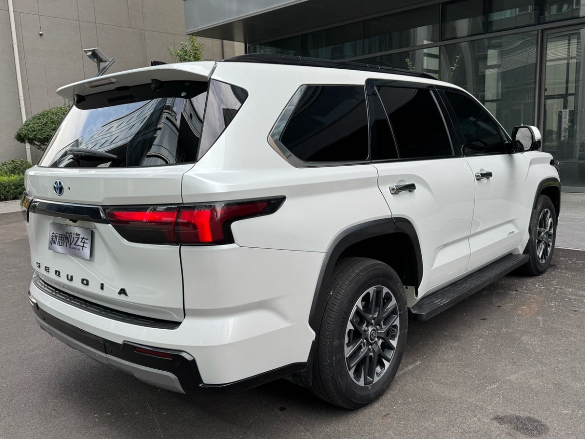 Toyota Sequoia 2023 #15 Toyota Sequoia 2023 imagen de coche #15