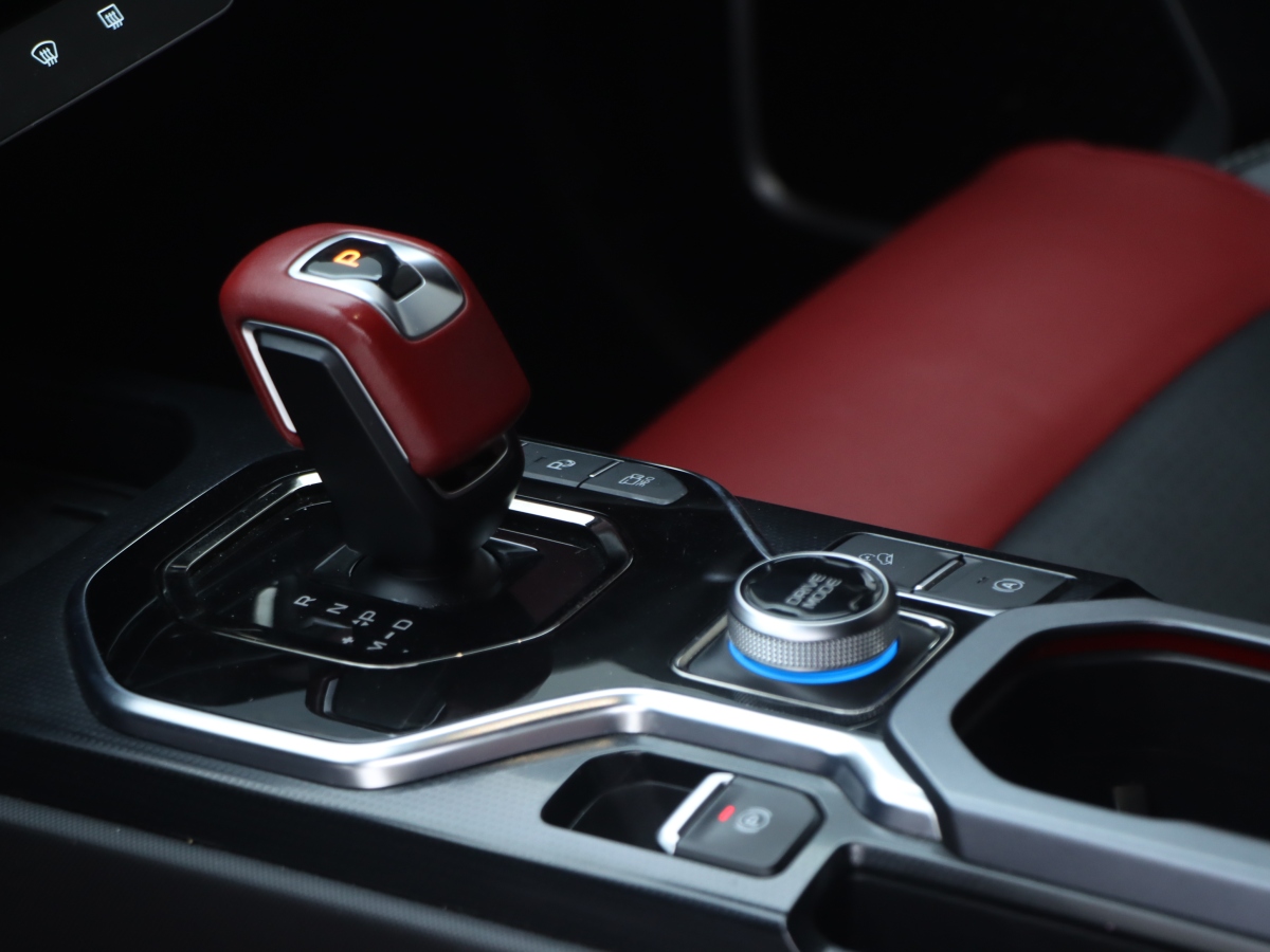 GEELY ICON 2020 car image #15