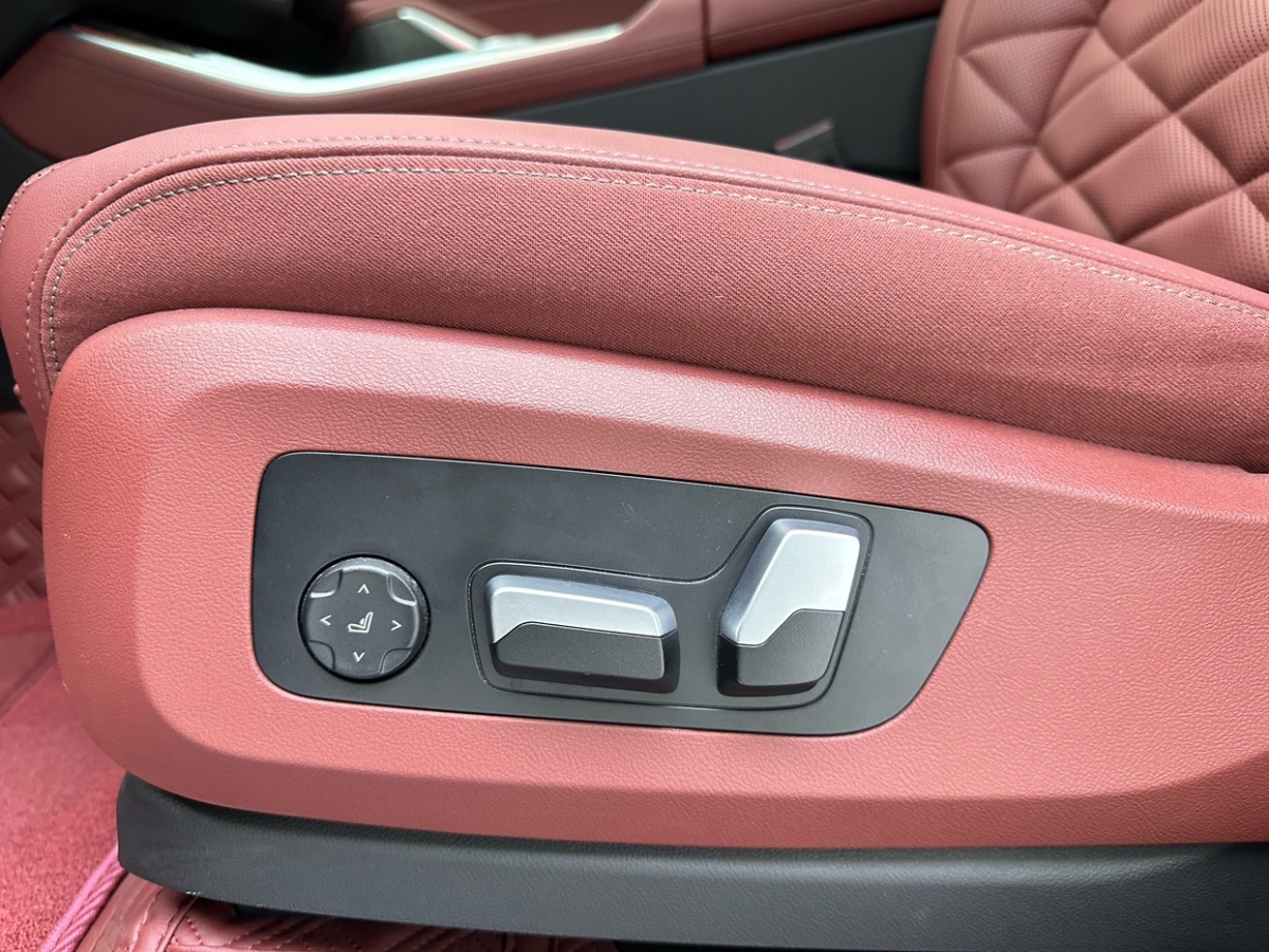 BMW Z4 M40i 2024 car image #15