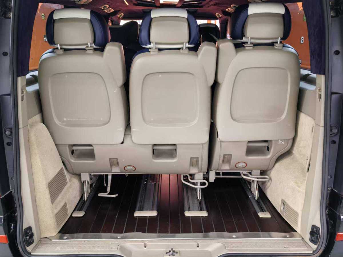 Mercedes-Benz Viano (Imported) 2012 immagine di auto #15