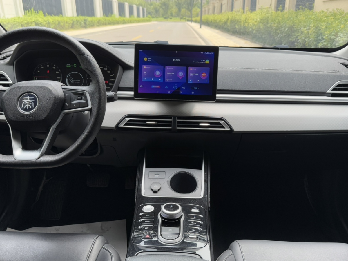 BYD Qin New Energy 2023 immagine di auto #15