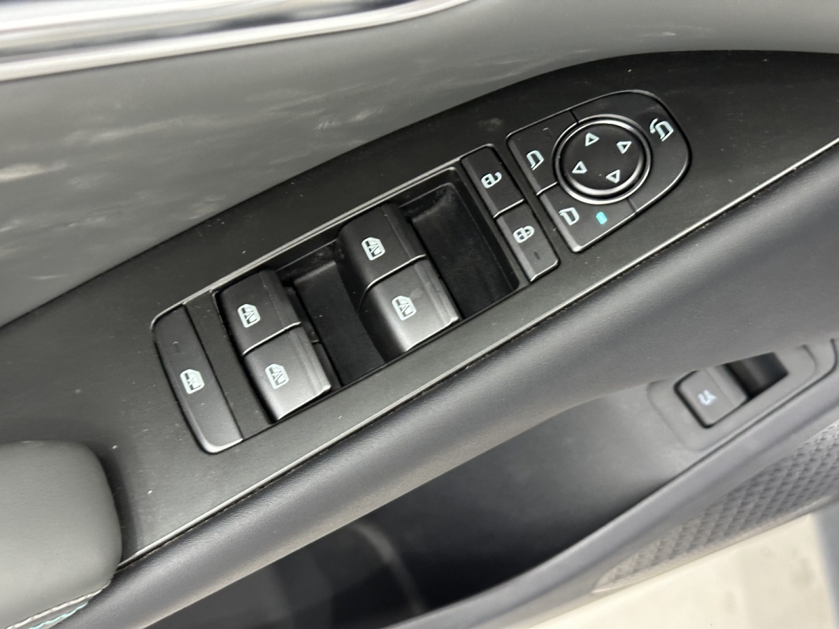 BYD Qin 2025 car image #15