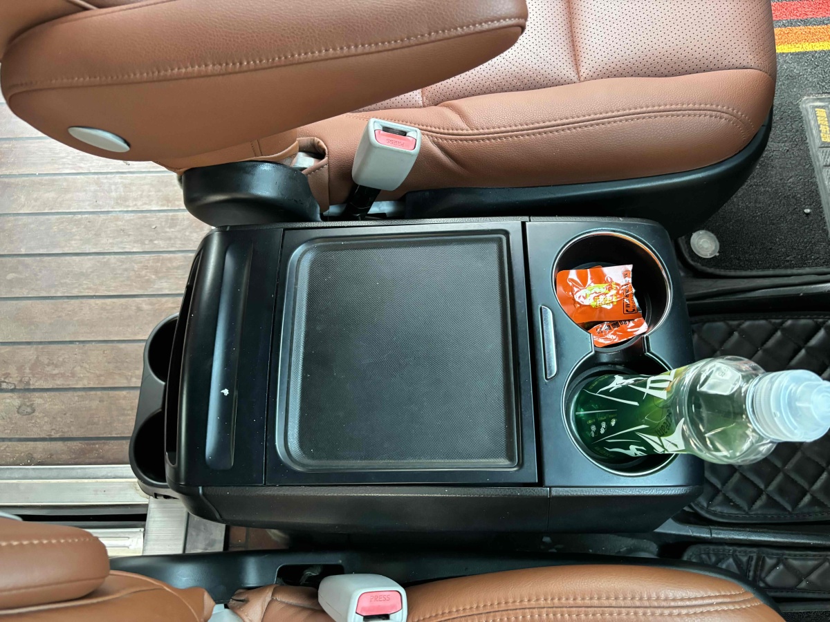 Toyota SIENNA 2015 car image #15