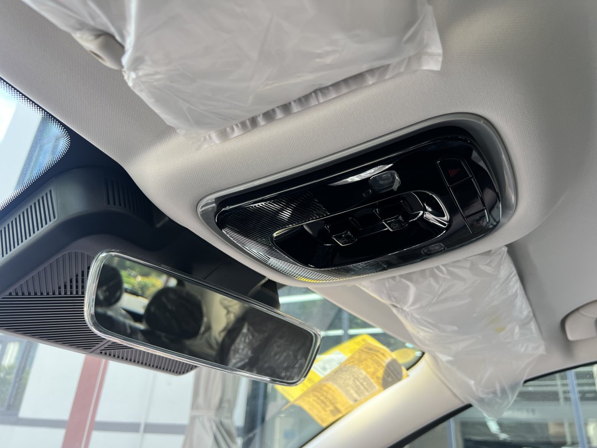 Chery Tiggo7 C-DM 2025 #15 Chery Tiggo7 C-DM 2025 car image #15