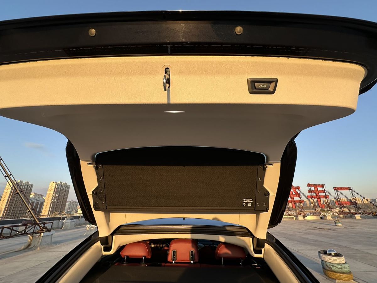 BMW X4 2022 car image #15