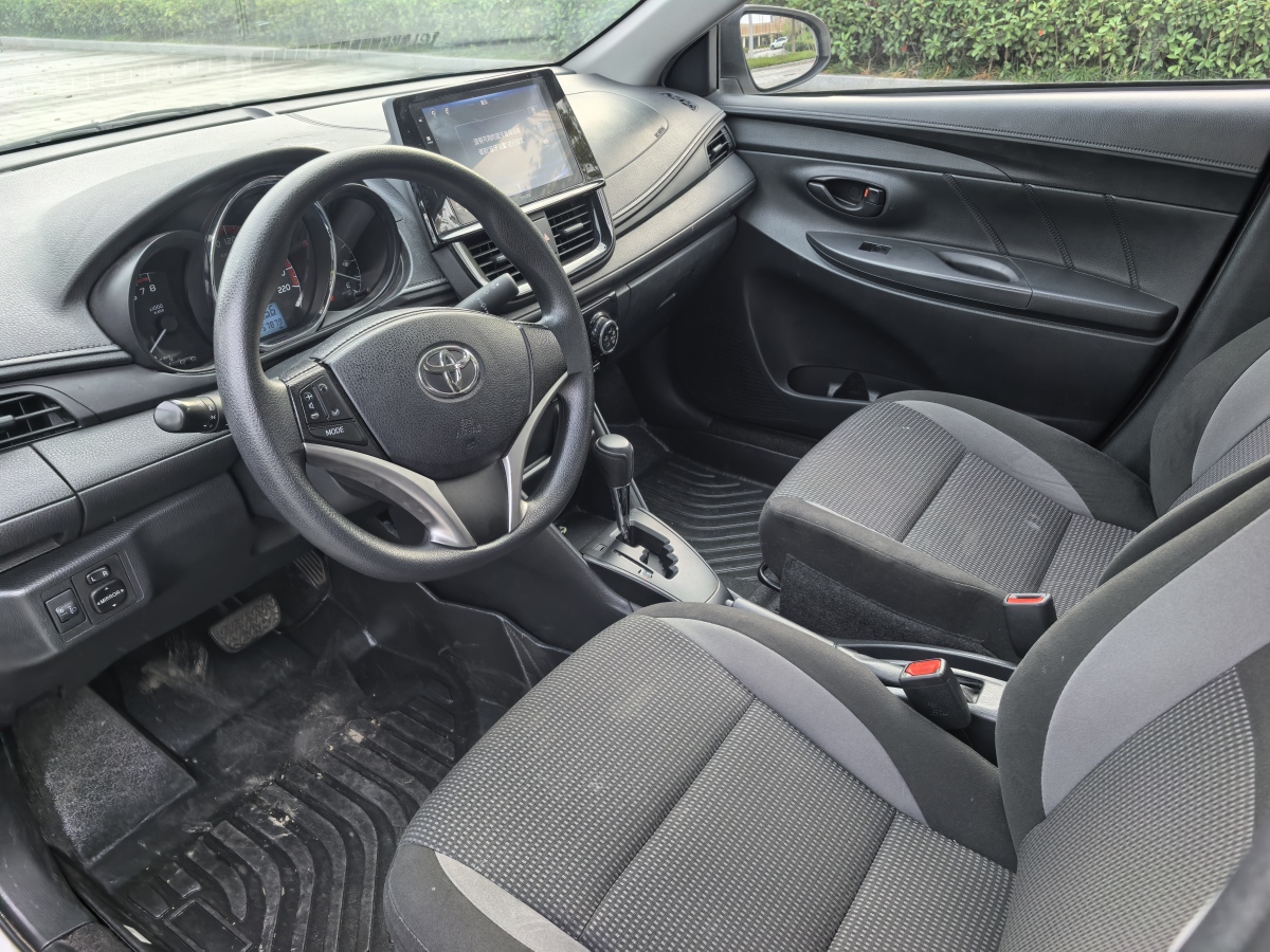 Toyota Vios 2023 immagine di auto #15