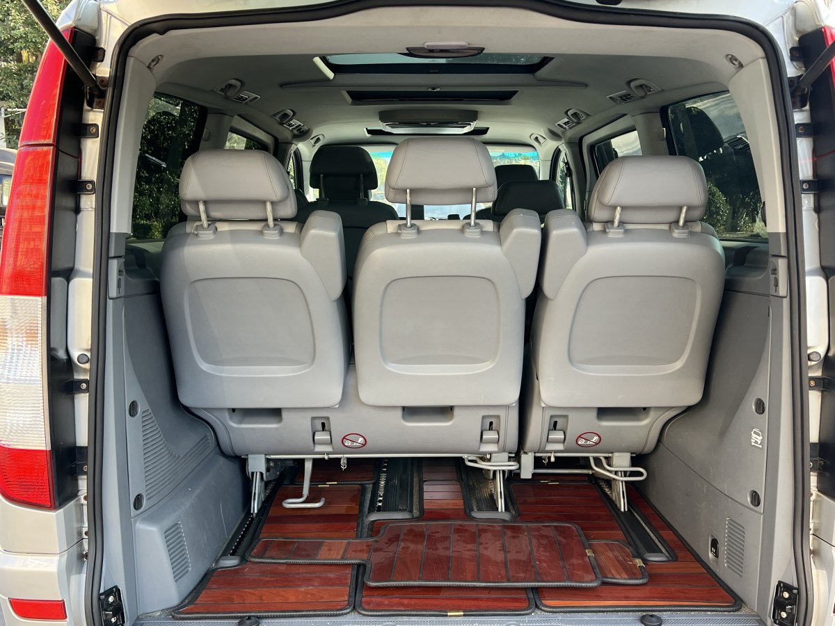 Mercedes-Benz Viano (Imported) 2008 car image #15