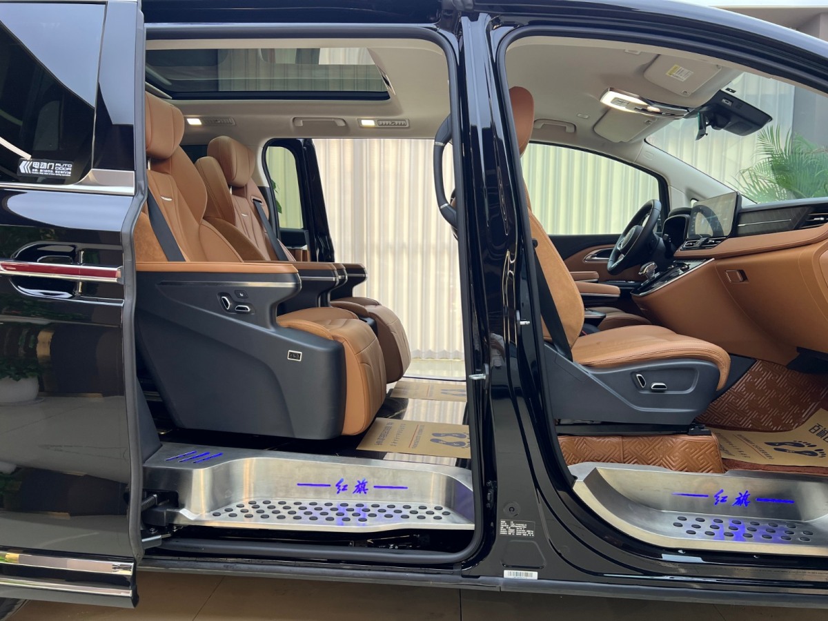 HongQi HQ9 2023 car image #15