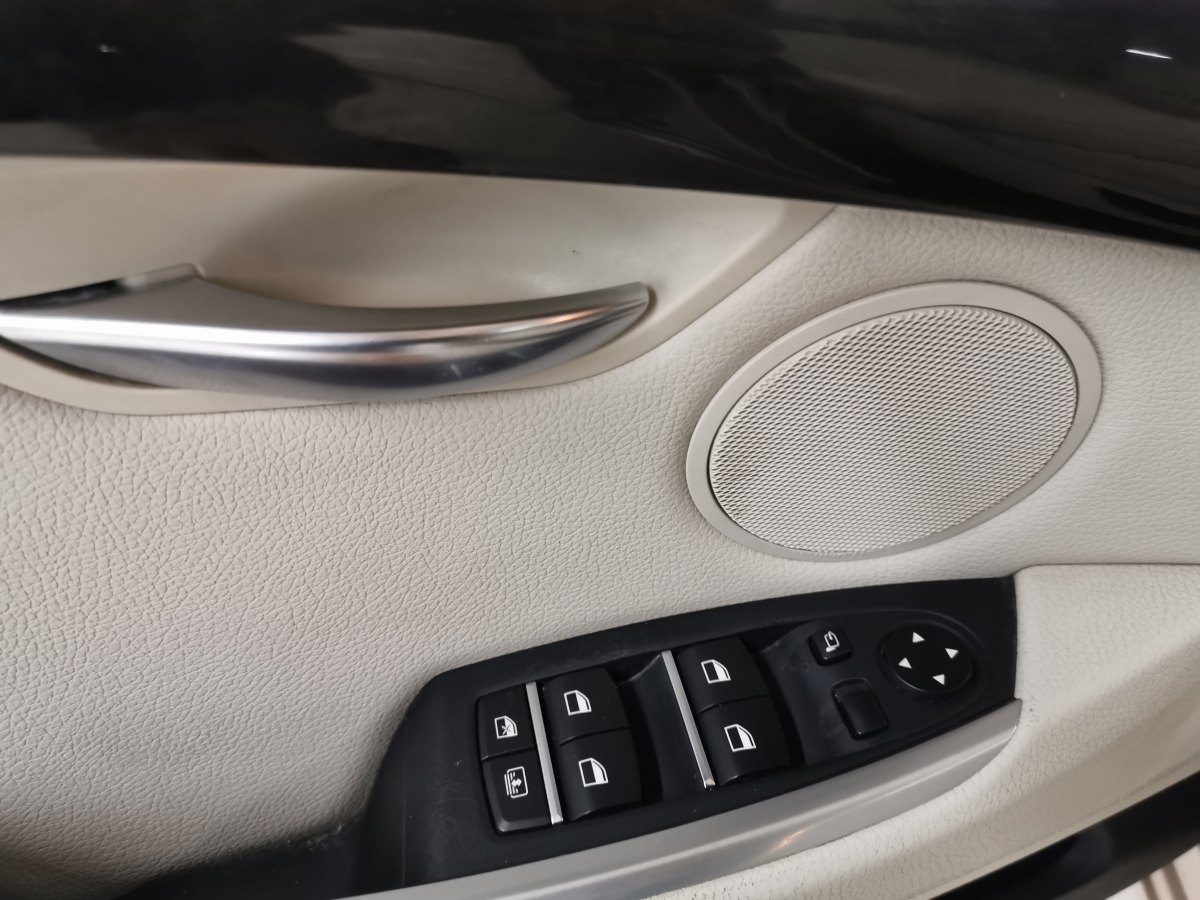 BMW 5 Series GT 2010 #15 BMW 5 Series GT 2010 immagine di auto #15