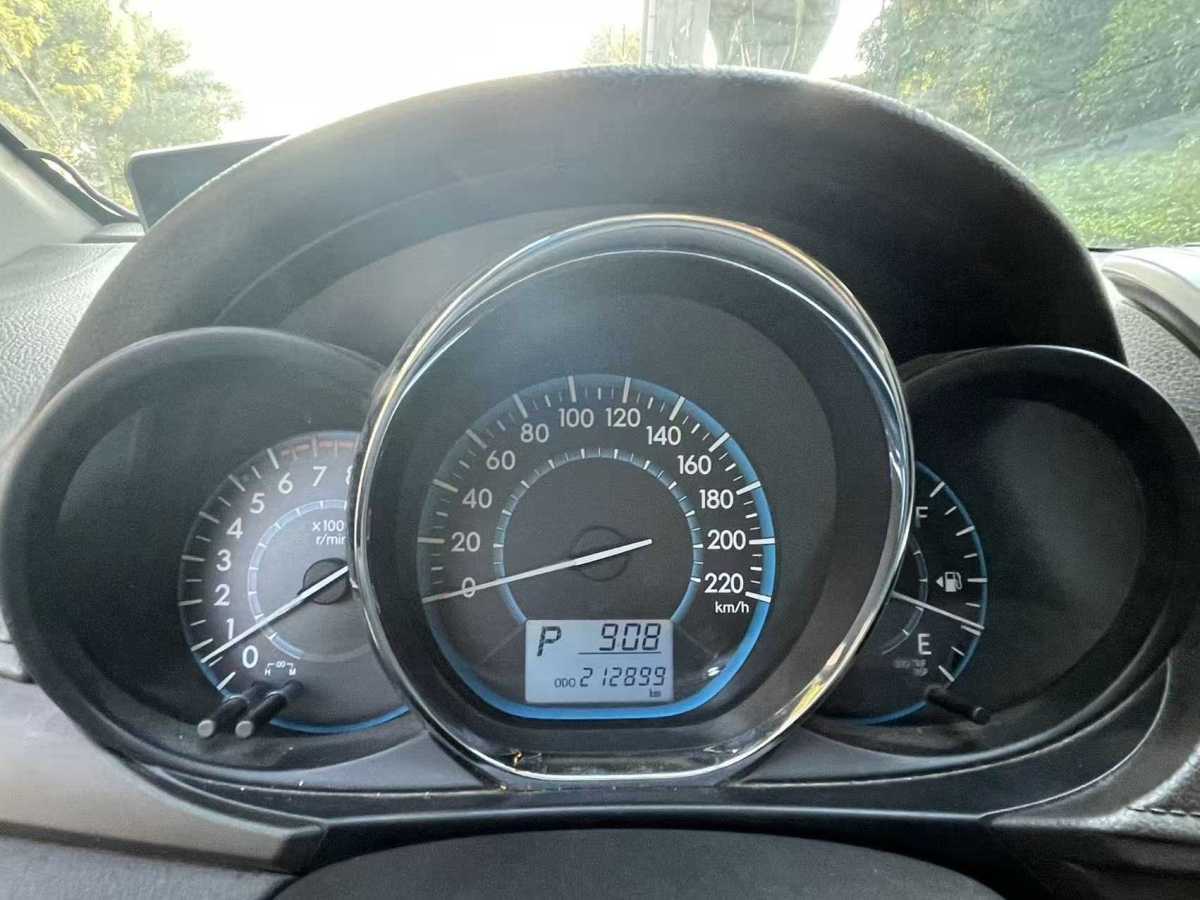 Toyota Vios 2014 car image #15