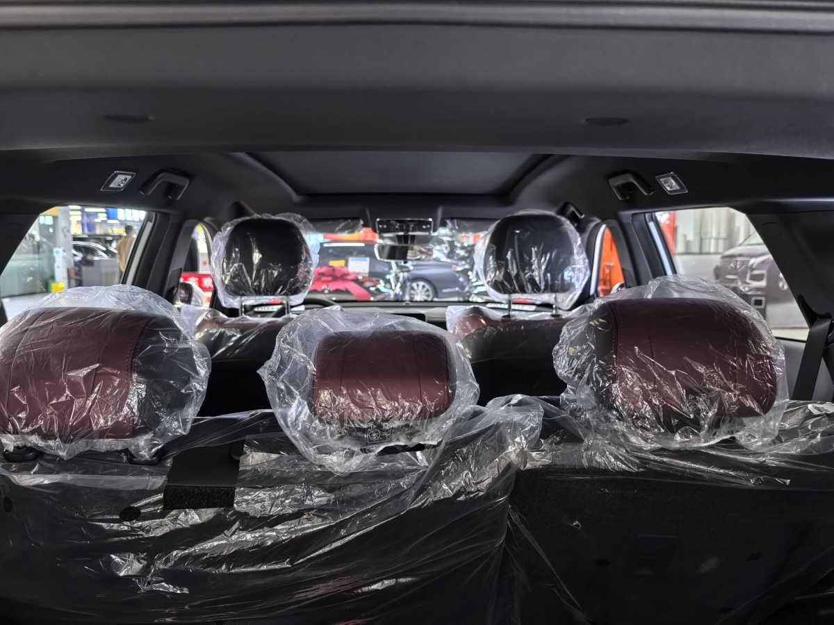 Jetour X70 PRO 2025 #15 Jetour X70 PRO 2025 car image #15