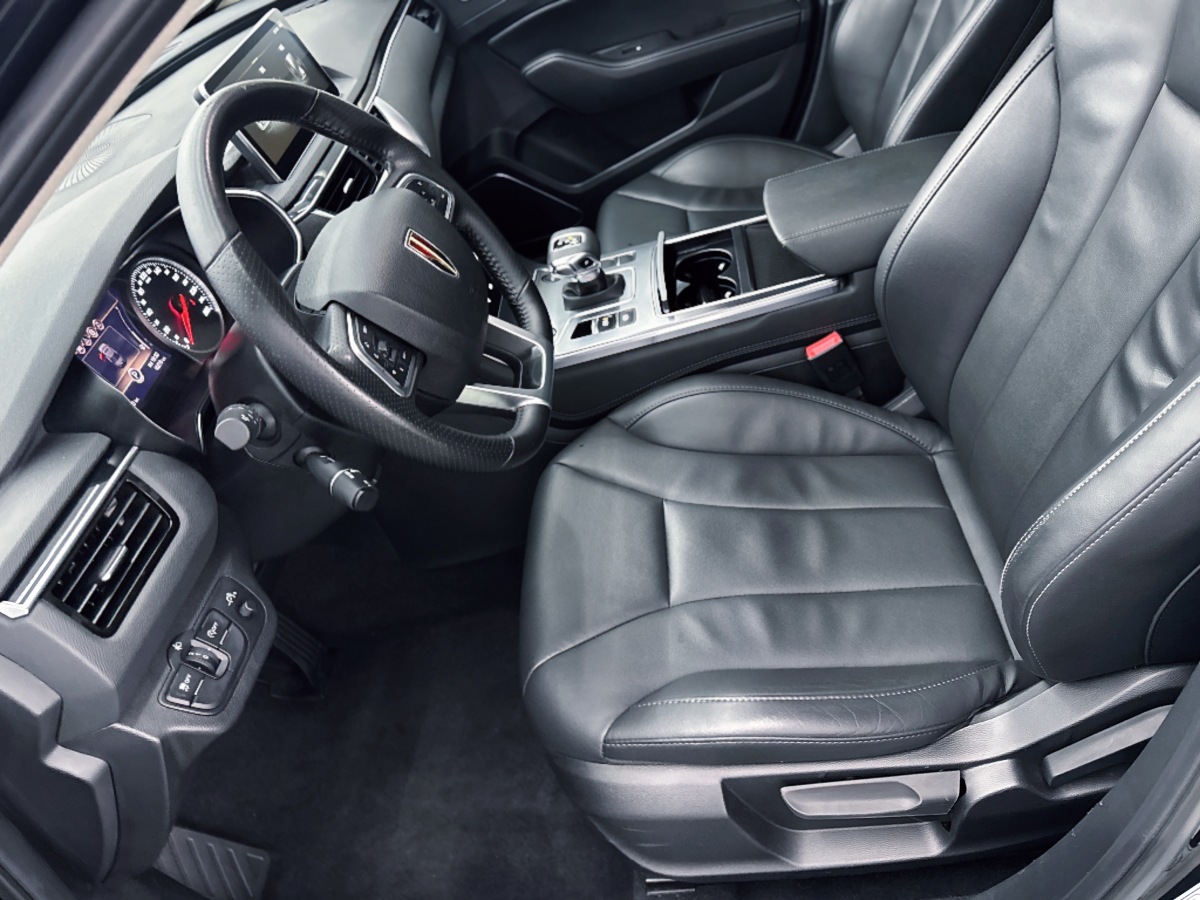 HongQi H5 2022 #15 HongQi H5 2022 car image #15