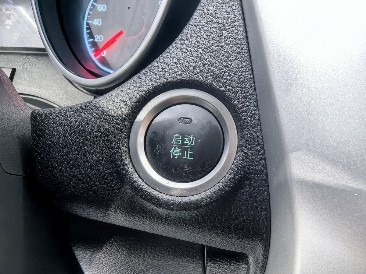 BYD Yuan 2017 imagen de coche #15