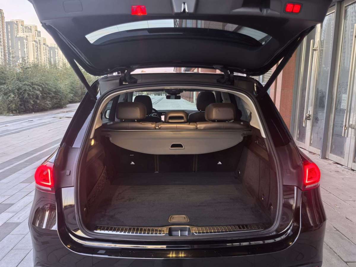 Mercedes-Benz GLE Class 2023 car image #15