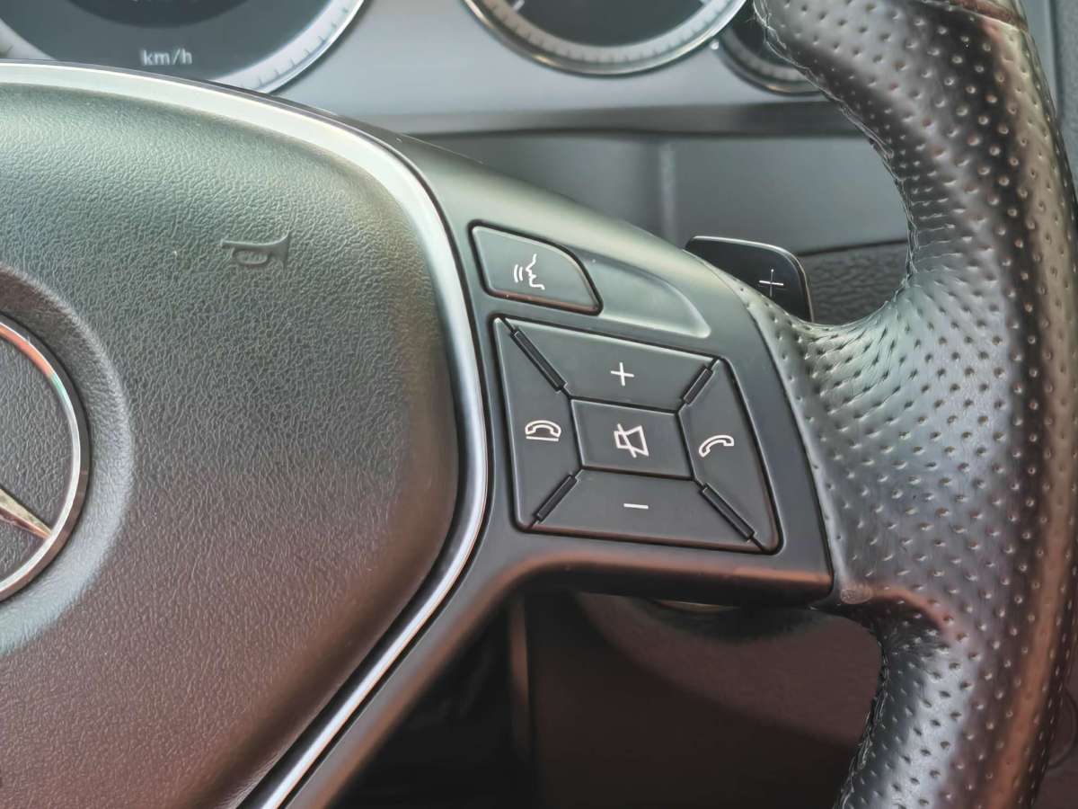 Mercedes-Benz E Class (Imported) 2013 car image #15