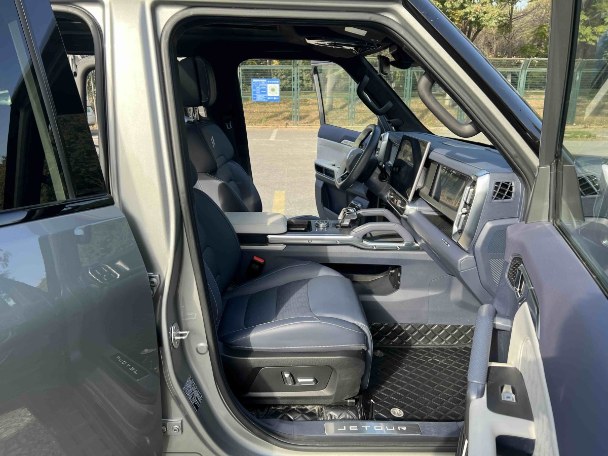 Jetour T2 2024 car image #15