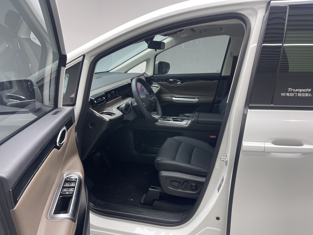 GAC Trumpchi E8 New Energy 2024 car image #15