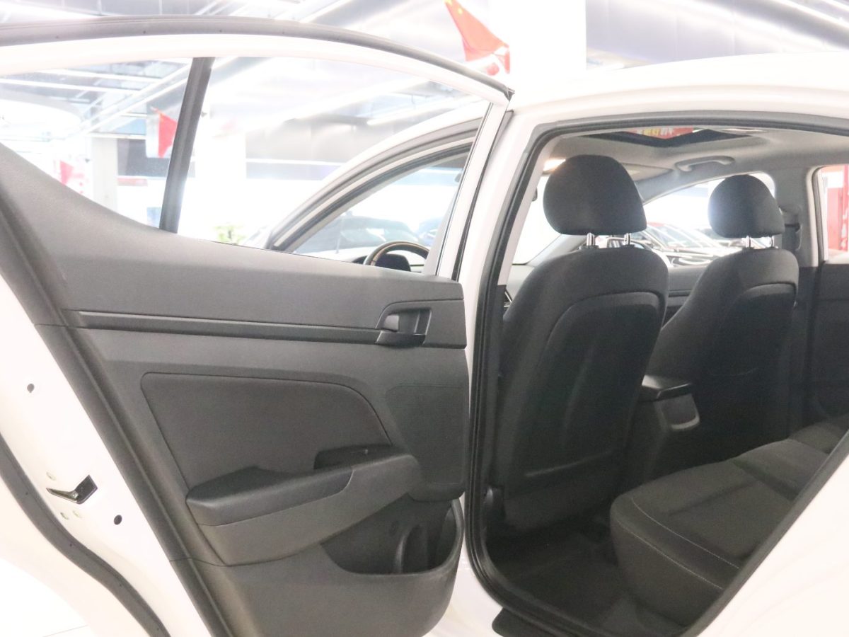 Hyundai Elantra AD 2017 car image #15