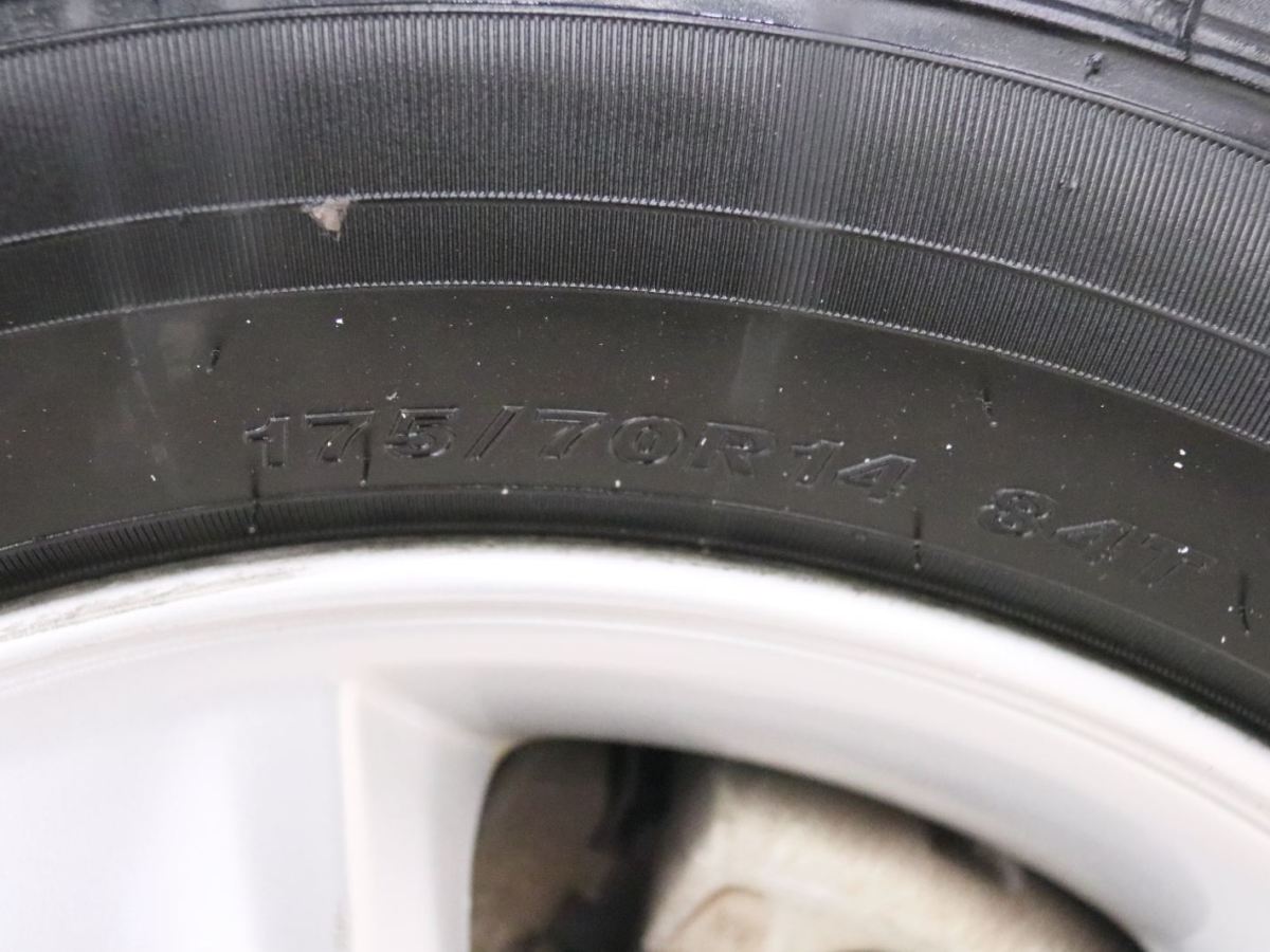 Hyundai Reina 2014 #15 Hyundai Reina 2014 car image #15