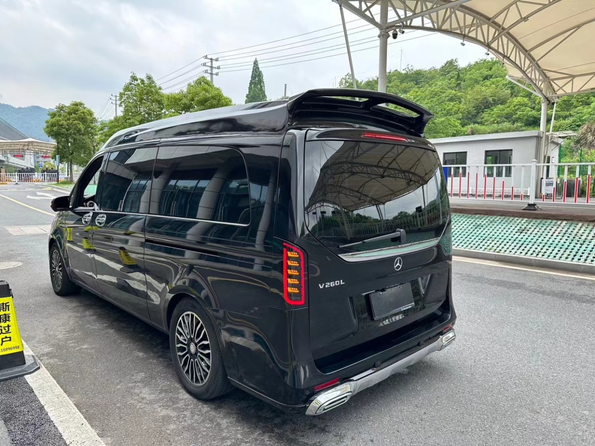 Mercedes-Benz V Class 2019 car image #15