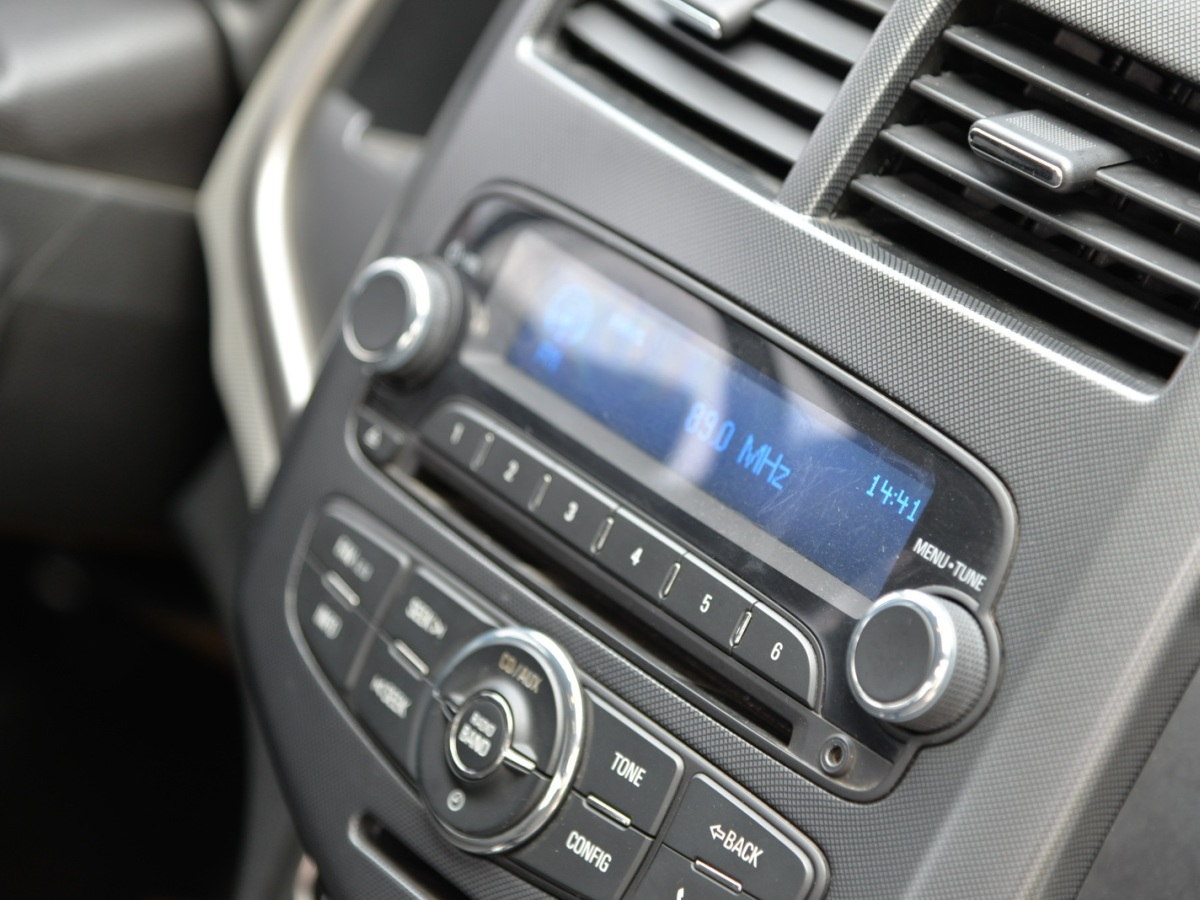 雪佛兰 爱唯欧 2011 汽车图片 #15