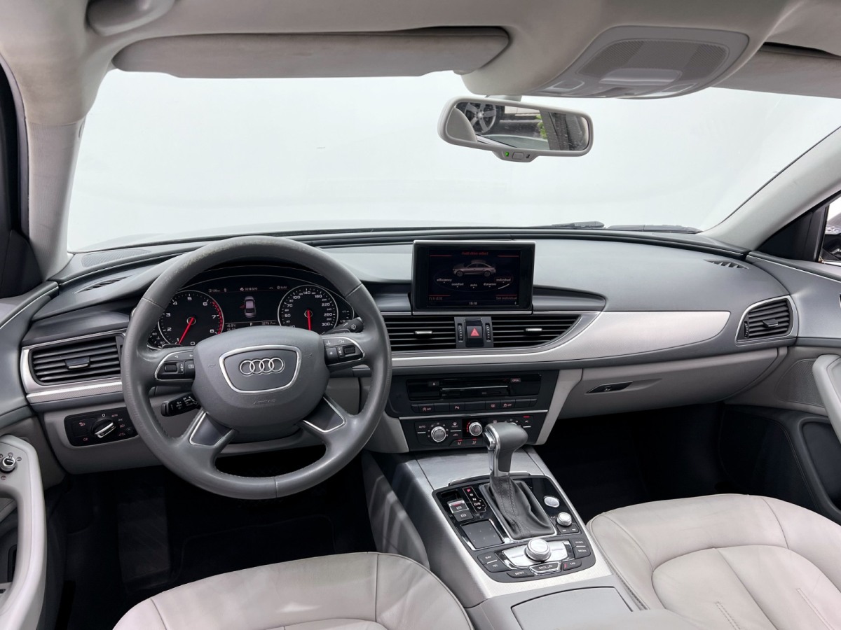 Audi 2013 car image #15