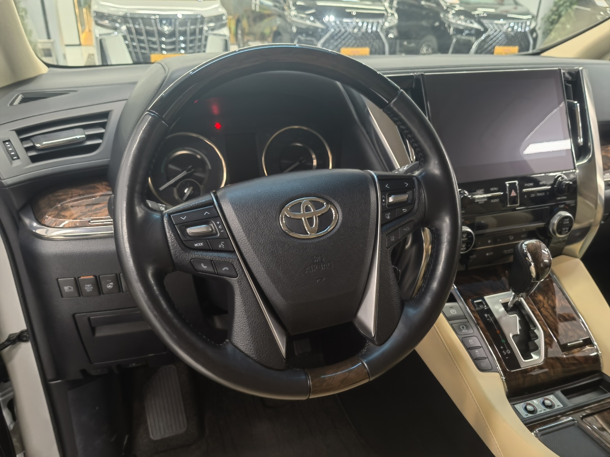 Toyota Alphard 2021 изображение автомобиля #15