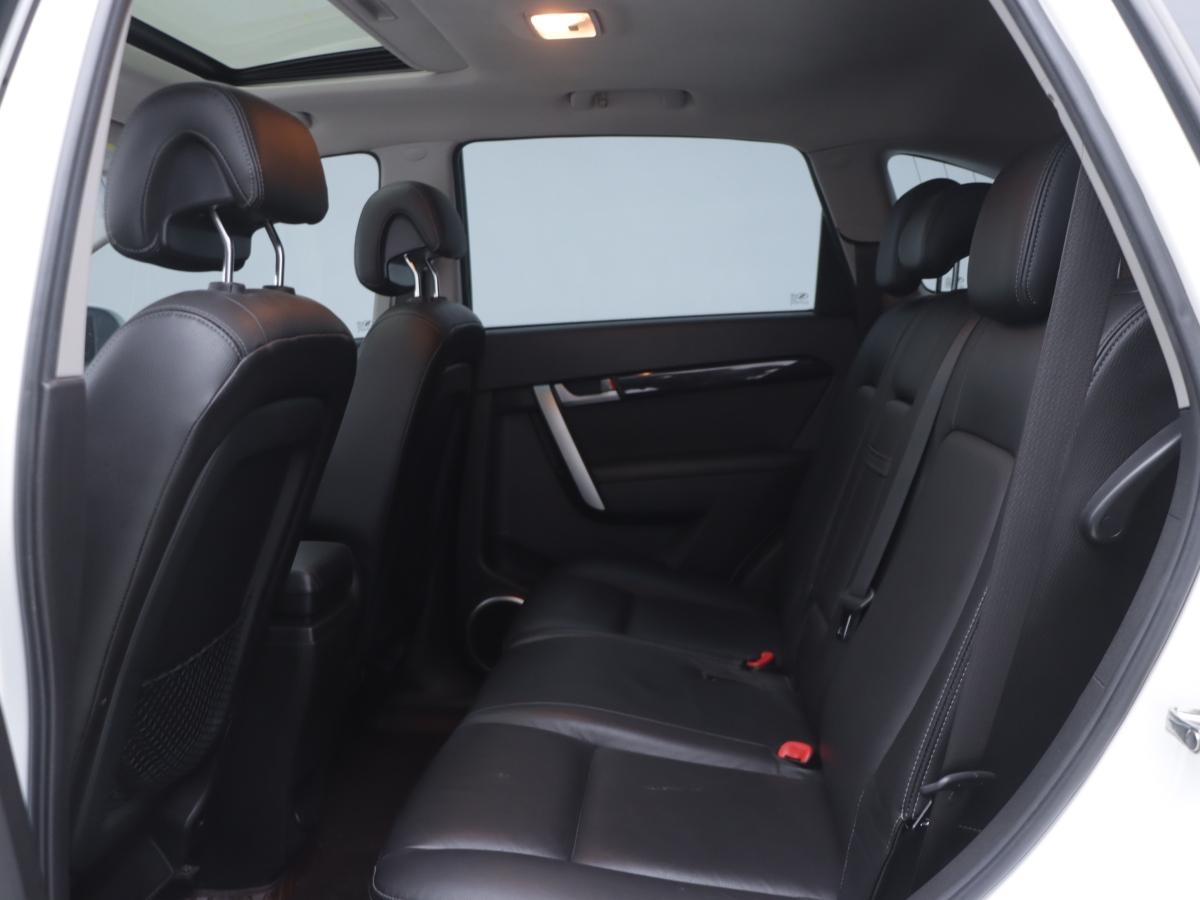Chevrolet Captiva 2012 car image #15