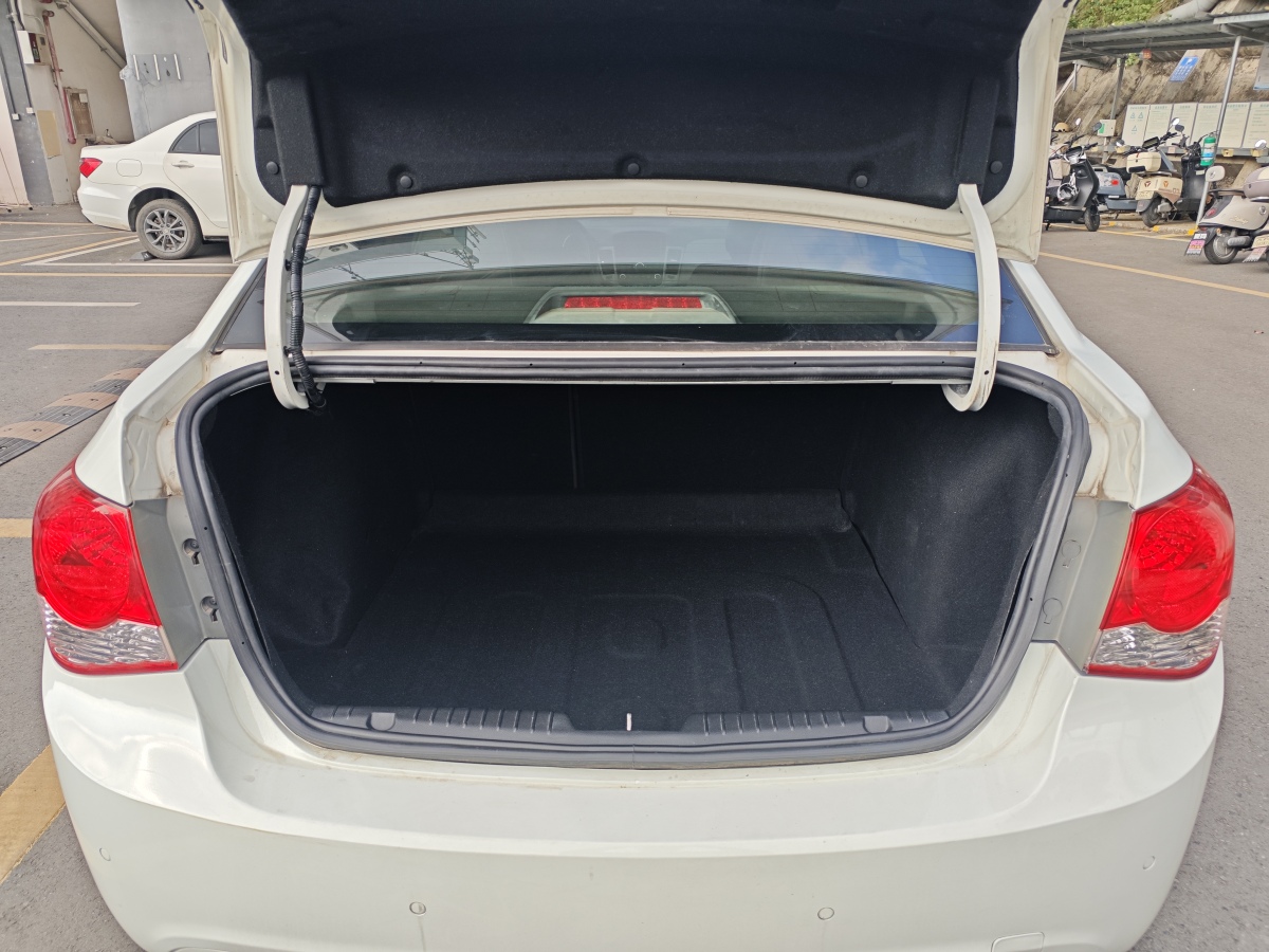 Chevrolet Cruze 2014 car image #15