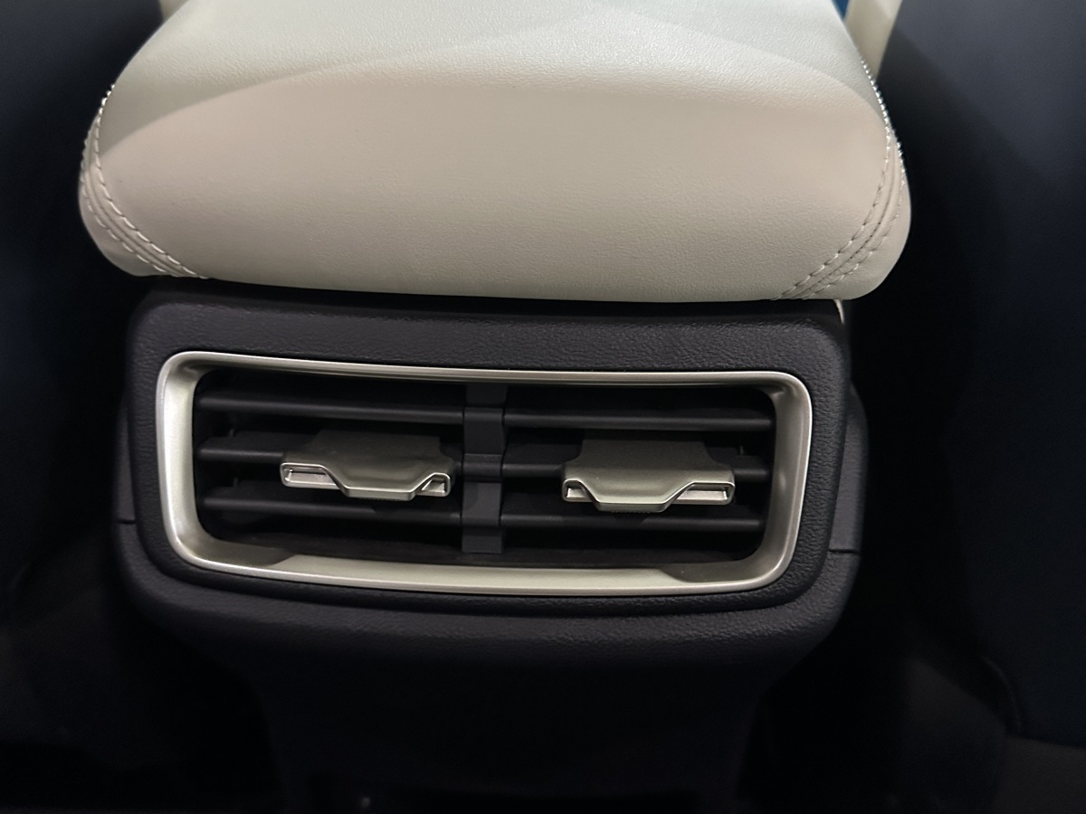 BYD Qin L 2025 #15 BYD Qin L 2025 car image #15