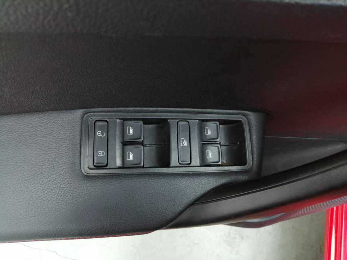 Skoda Rapid Spaceback 2016 immagine di auto #15