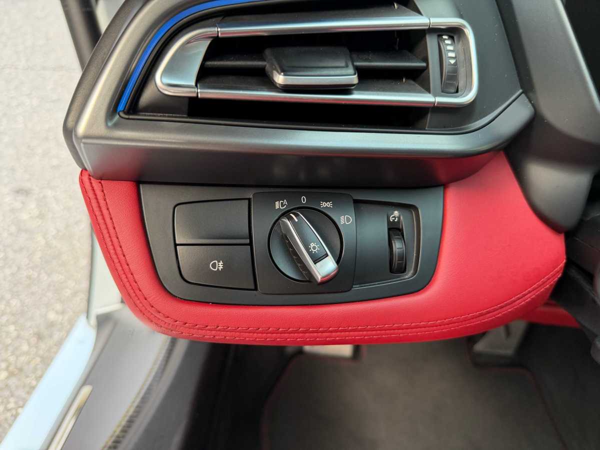 BMW i8 2017 car image #15