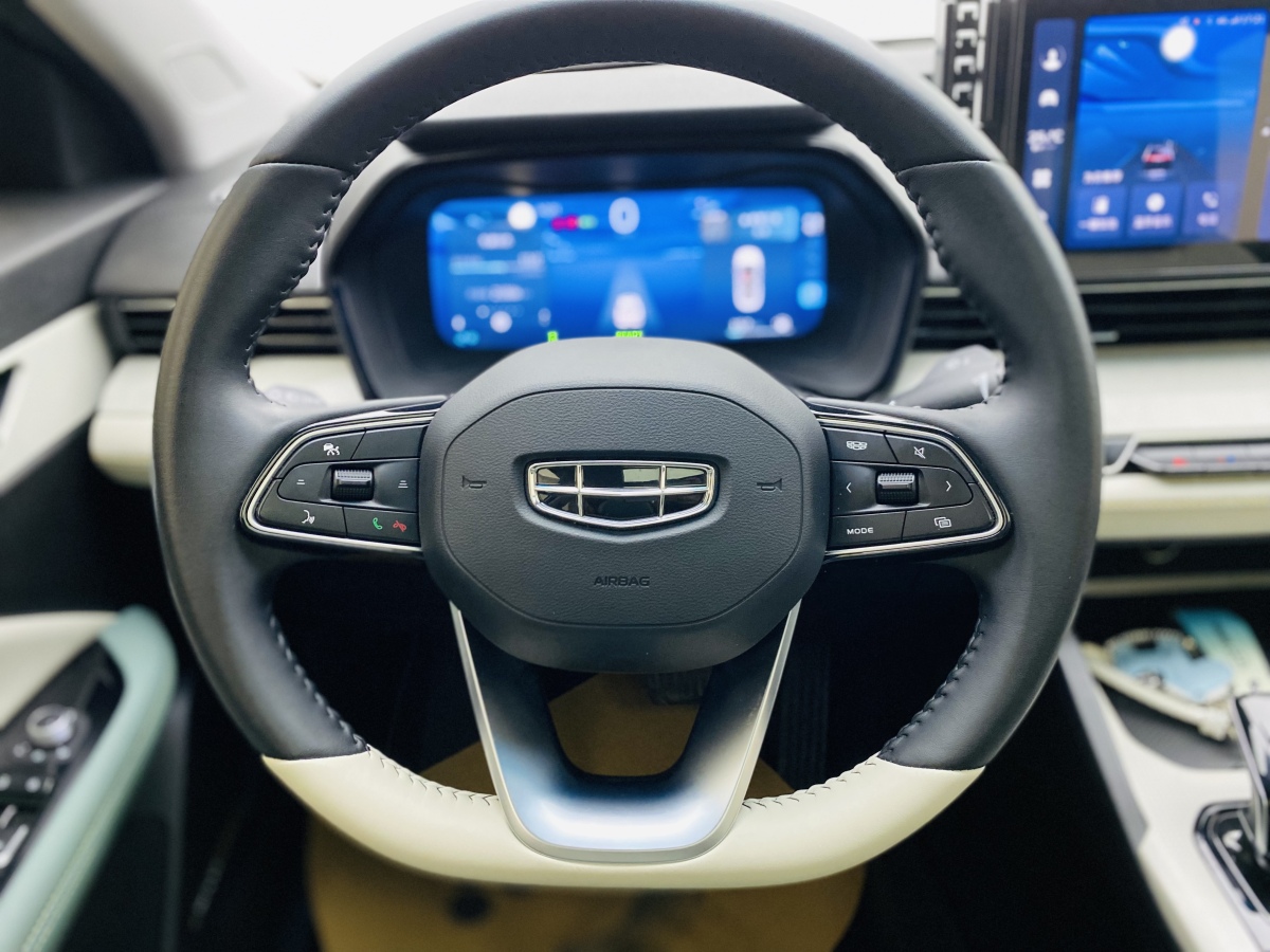 GEELY 2023 #15 GEELY 2023 car image #15