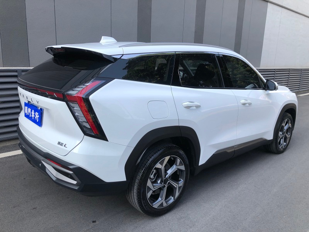 GEELY Boyue L 2024 car image #15