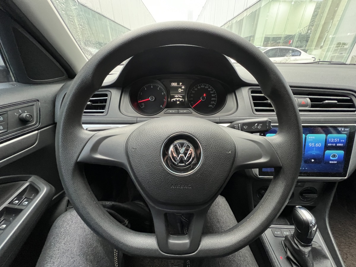 Volkswagen Lavida 2022 car image #15