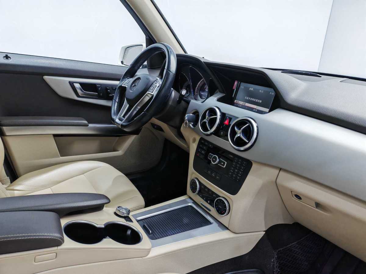 Mercedes-Benz GLK Class 2015 car image #15