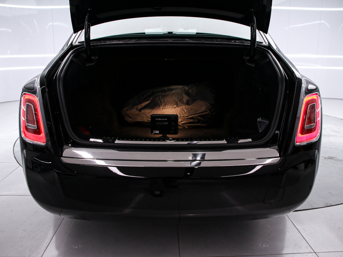 劳斯莱斯 幻影 2022 汽车图片 #15