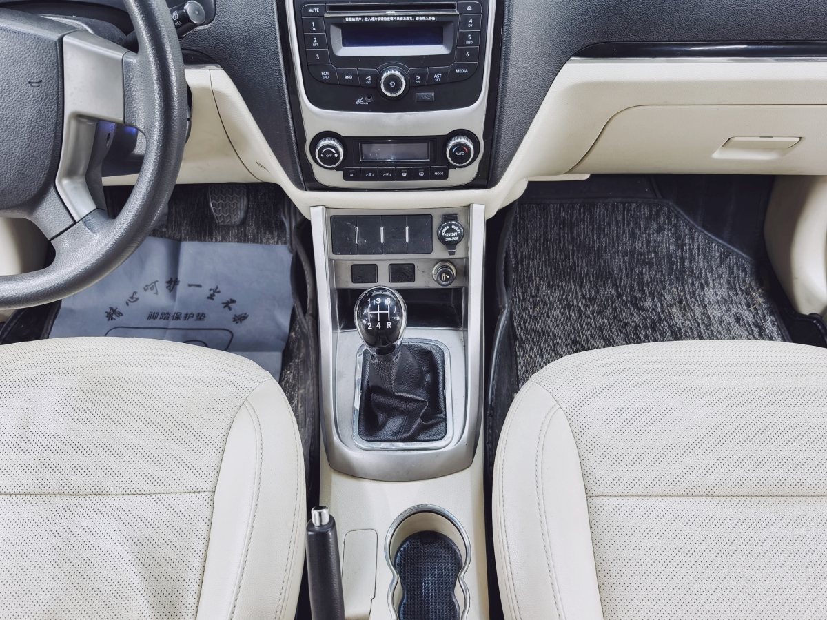 GEELY Emgrand 2015 car image #15